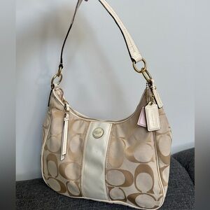 Vintage Coach Beige Signature Shoulder Bag with Cream Trim